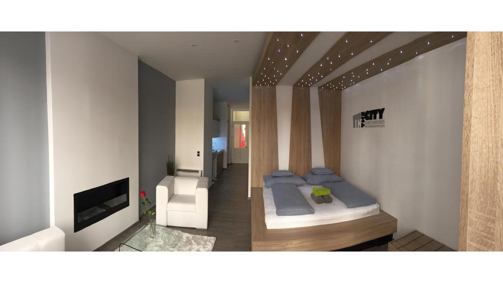 In The City Budapest Apartments Chambre photo